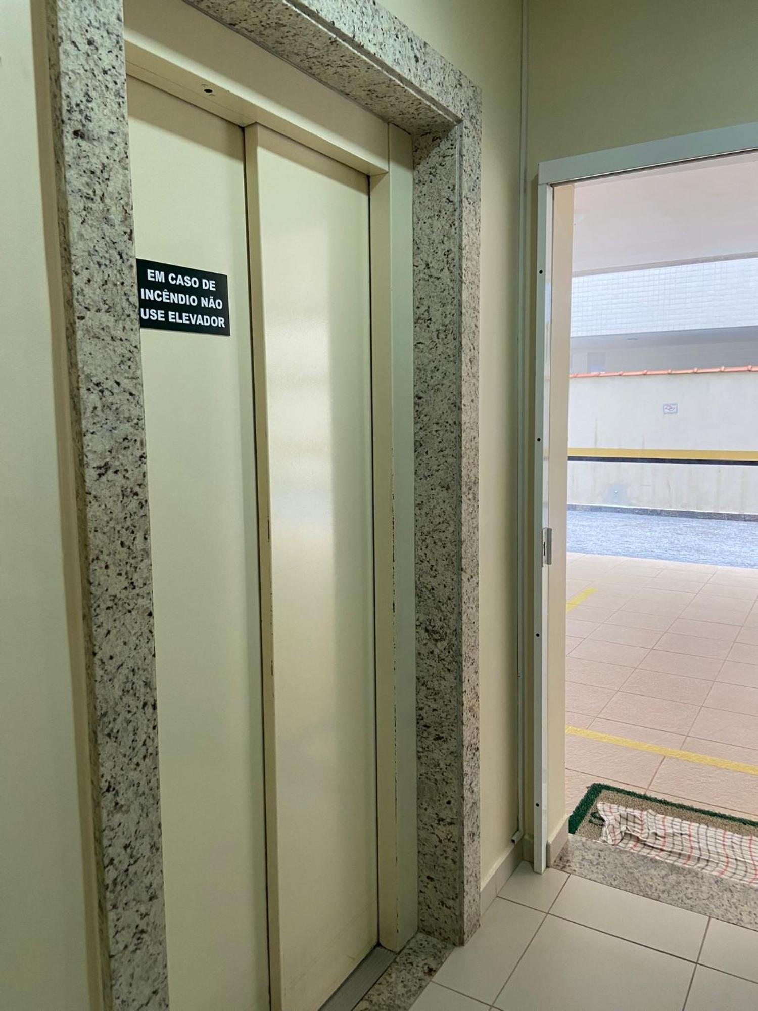 Apartamento A 100m Da Grande, Churrasqueira, Piscina E Wi Fi